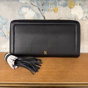 Hobo International Nila Large Black Leather Zip Around Wallet